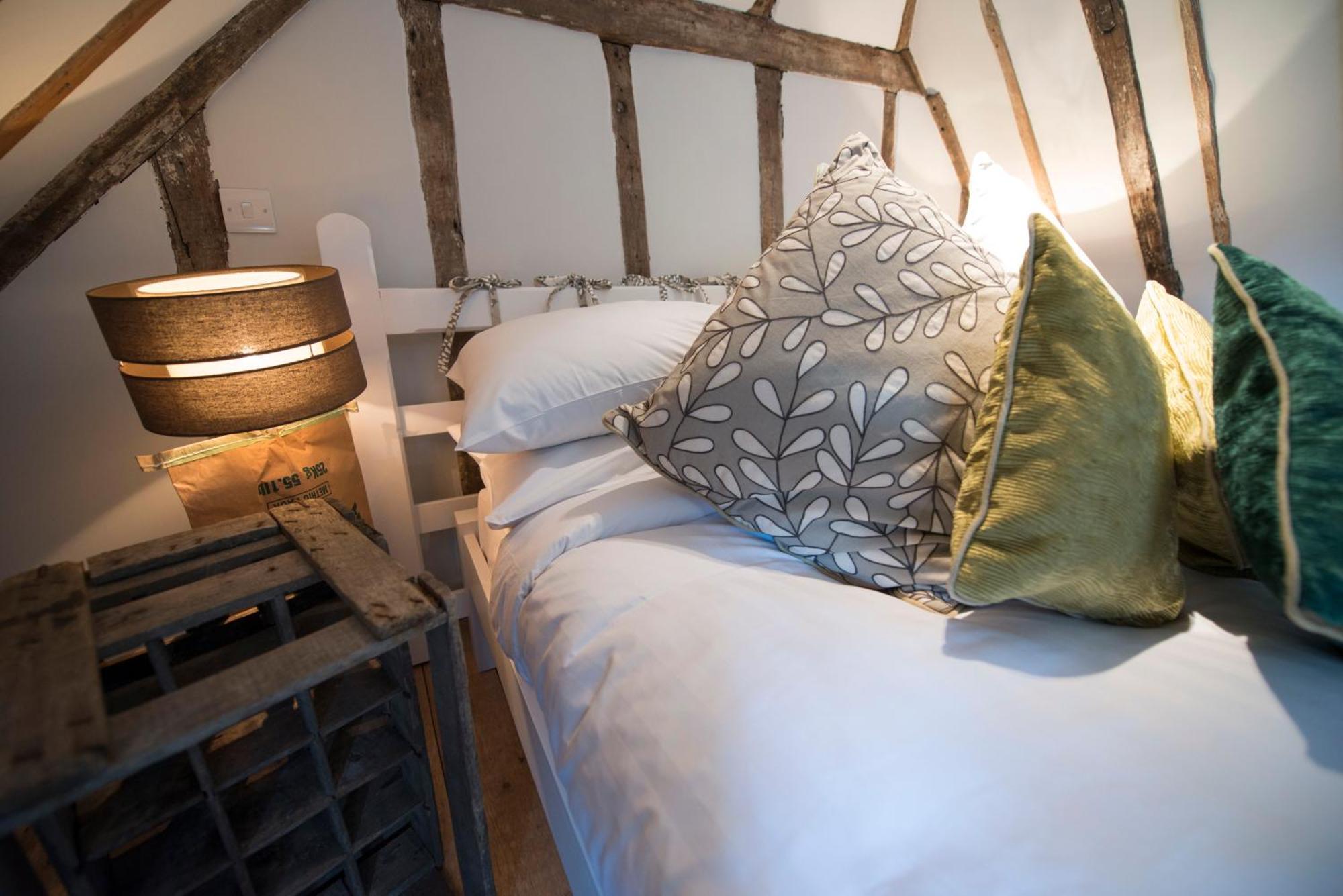 The Woolpack Inn Wavehorne Phòng bức ảnh