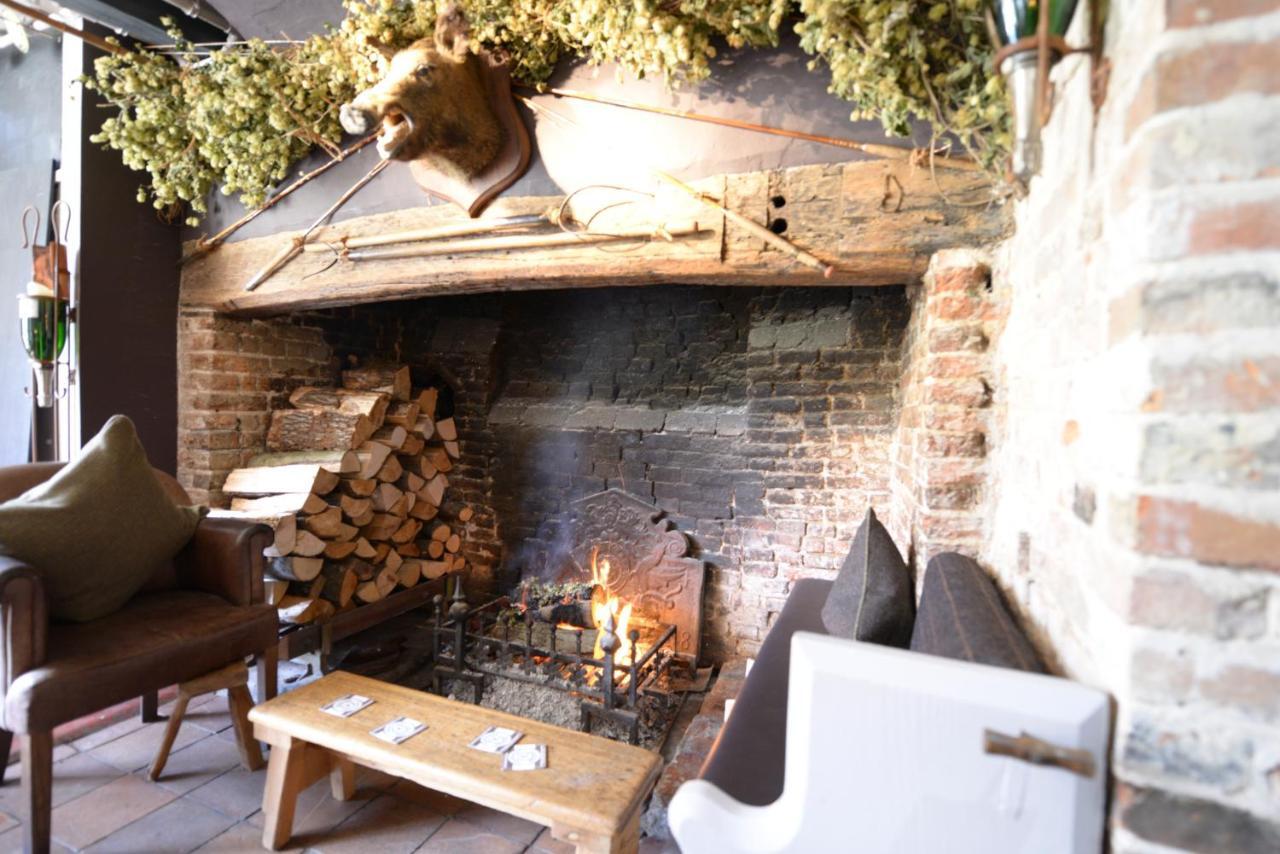 The Woolpack Inn Wavehorne Ngoại thất bức ảnh